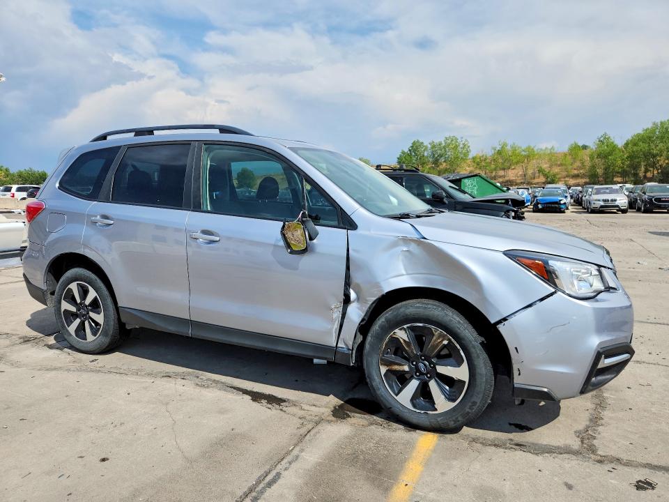 Photo 4 from auction – 2018 SUBARU FORESTER with VIN JF2SJAEC5JH586276