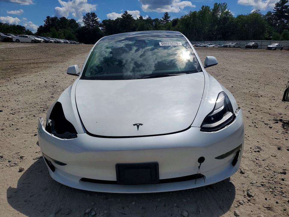 Foto 5 de la subasta – 2023 TESLA MODEL 3 con VIN 5YJ3E1EA7PF481544