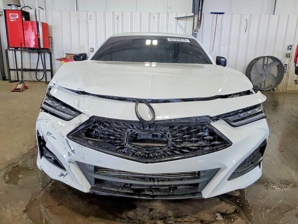 Photo 5 from auction – 2021 ACURA TLX with VIN 19UUB6F50MA010868