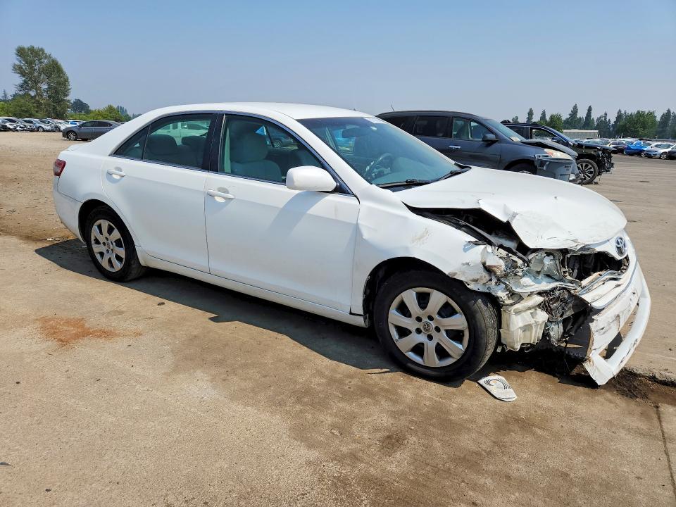 Photo 4 from auction – 2011 TOYOTA CAMRY with VIN 4T4BF3EK8BR152060