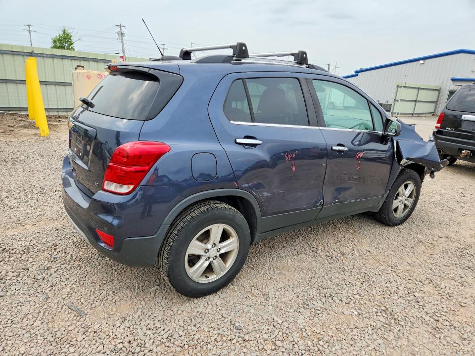 Photo 3 from auction – 2019 CHEVROLET TRAX with VIN 3GNCJPSB8KL144846