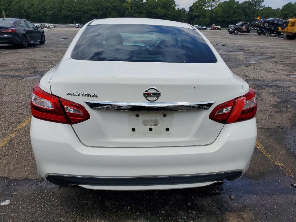 Photo 6 from auction – 2017 NISSAN ALTIMA with VIN 1N4AL3APXHN360275