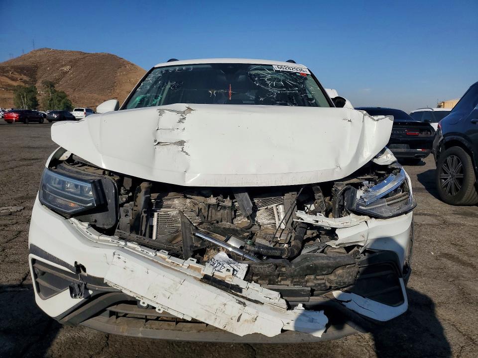 Photo 5 from auction – 2023 VOLKSWAGEN TIGUAN with VIN 3VVRB7AX2PM065348