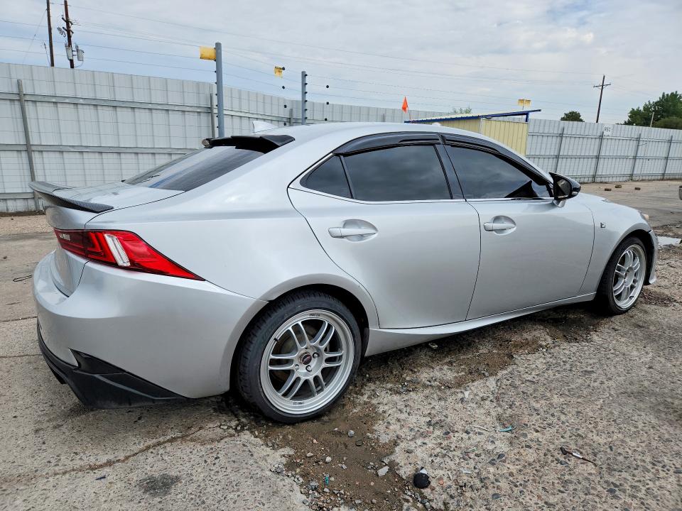 Photo 3 from auction – 2014 LEXUS IS with VIN JTHCF1D24E5013176