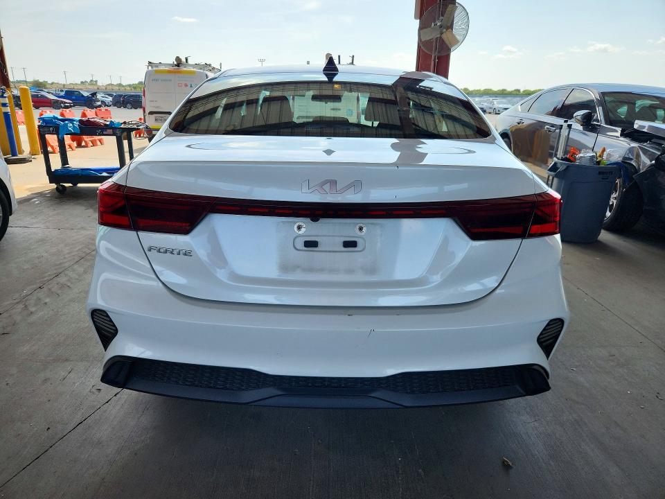 Photo 6 from auction – 2023 KIA FORTE with VIN 3KPF24AD7PE566414