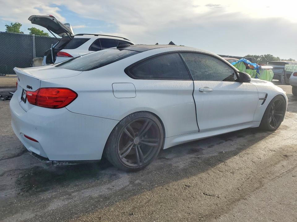 Photo 3 from auction – 2015 BMW M4 with VIN WBS3R9C57FK330383