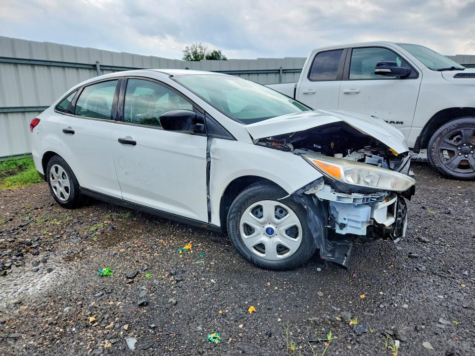 Photo 4 from auction – 2017 FORD FOCUS with VIN 1FADP3E21HL311607