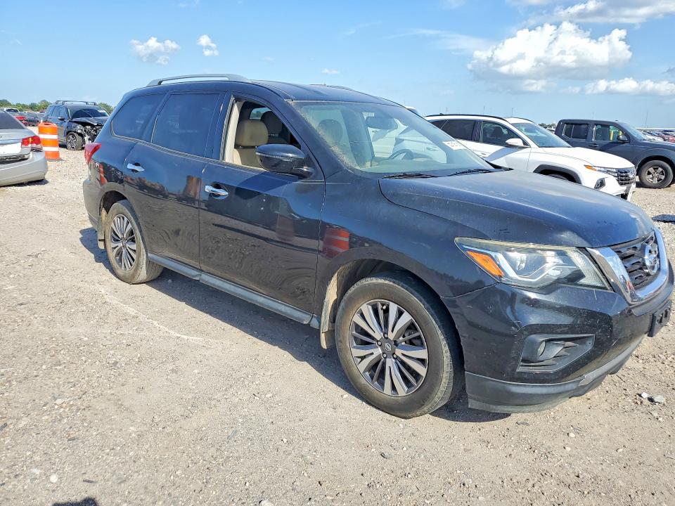 Photo 4 from auction – 2017 NISSAN PATHFINDER with VIN 5N1DR2MN3HC609985