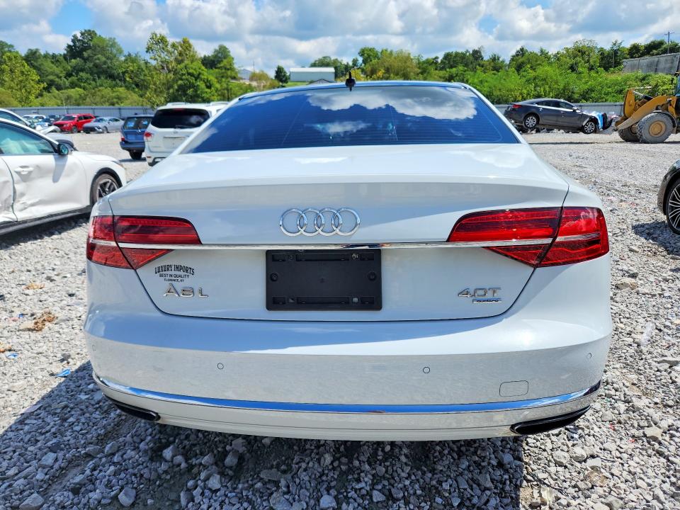 Foto 6 de la subasta – 2015 AUDI A8 con VIN WAU32AFD1FN005871