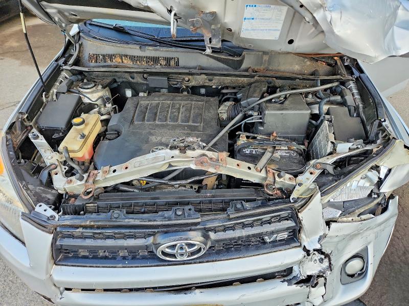 Photo 12 from auction – 2012 TOYOTA RAV4 with VIN JTMRK4DV8C5108226