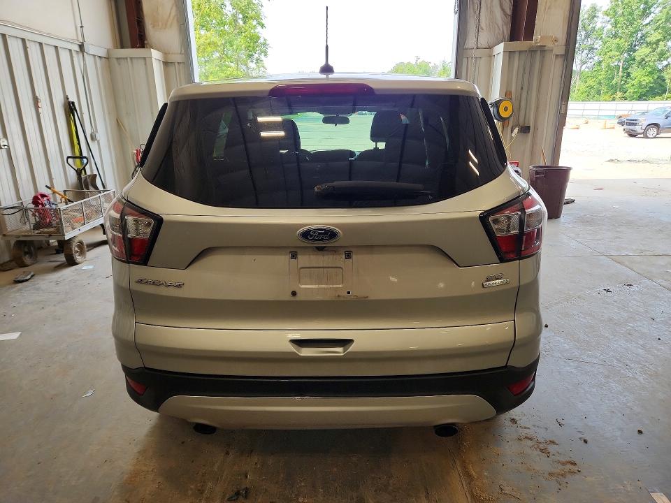 Photo 6 from auction – 2017 FORD ESCAPE with VIN 1FMCU0GD0HUB50264