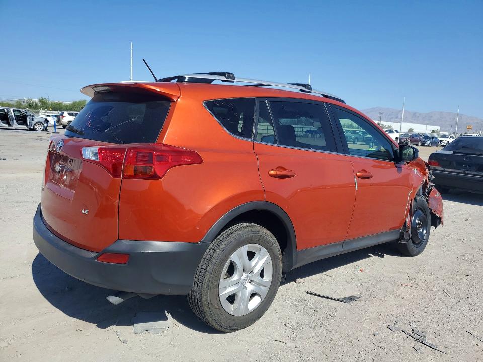 Photo 3 from auction – 2015 TOYOTA RAV4 with VIN JTMZFREV8FD069888