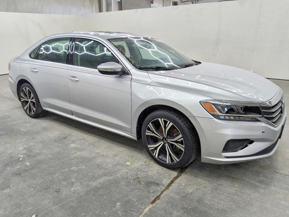 Photo 4 from auction – 2021 VOLKSWAGEN PASSAT with VIN 1VWSA7A33MC008280