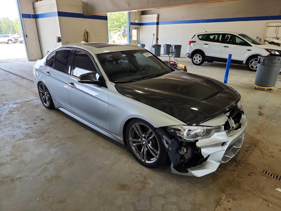 Photo 4 from auction – 2015 BMW 335 with VIN WBA3A9G51FNS66328