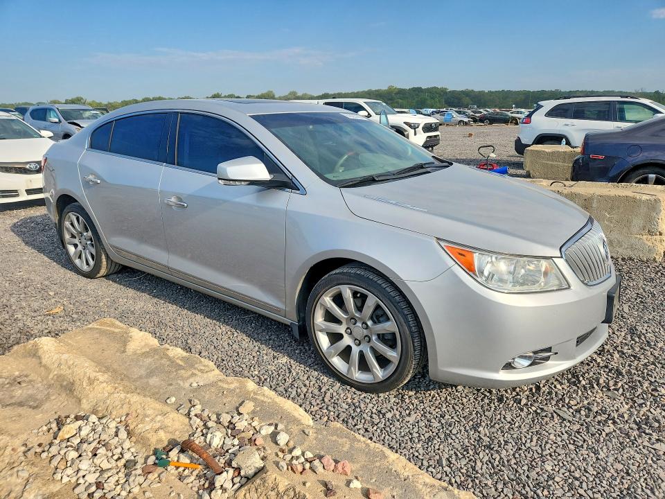 Photo 4 from auction – 2010 BUICK LACROSSE with VIN 1G4GE5EV0AF255811