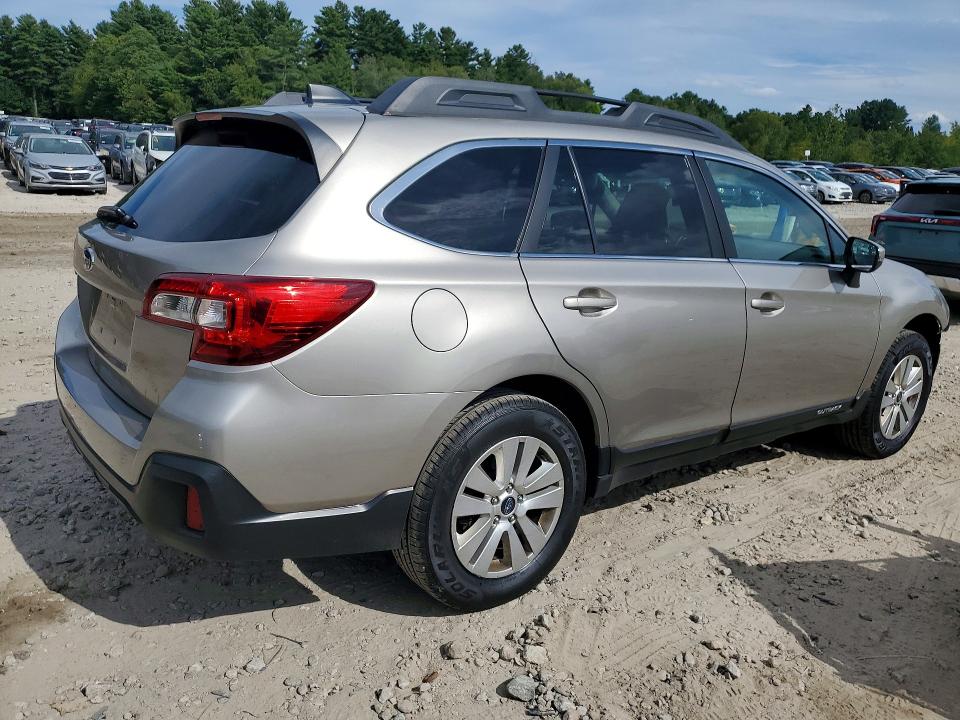Photo 3 from auction – 2019 SUBARU OUTBACK with VIN 4S4BSAHCXK3237339