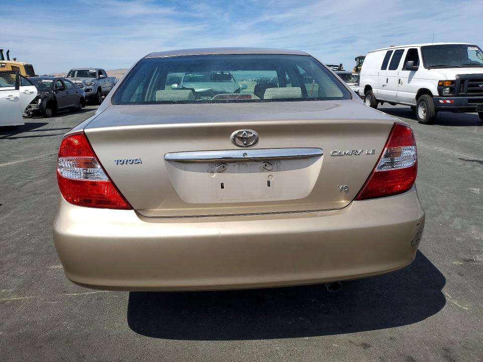 Photo 6 from auction – 2002 TOYOTA CAMRY with VIN 4T1BF30K12U023868
