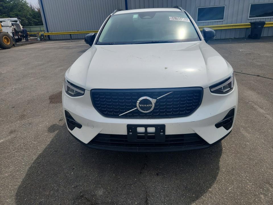 Photo 5 from auction – 2026 VOLVO XC40 with VIN YV4L12UC8T2774626