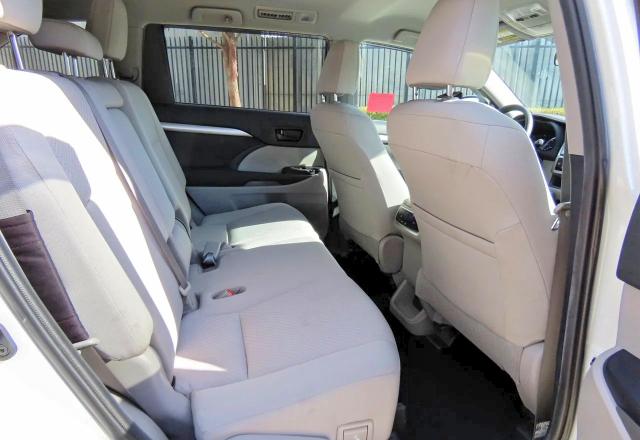 Photo 6 from auction – 2019 TOYOTA HIGHLANDER with VIN 5TDZZRFH1KS300015
