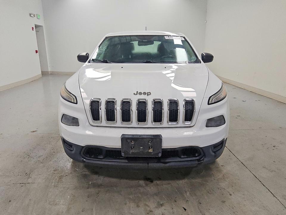 Photo 5 from auction – 2015 JEEP CHEROKEE with VIN 1C4PJMAB6FW792082