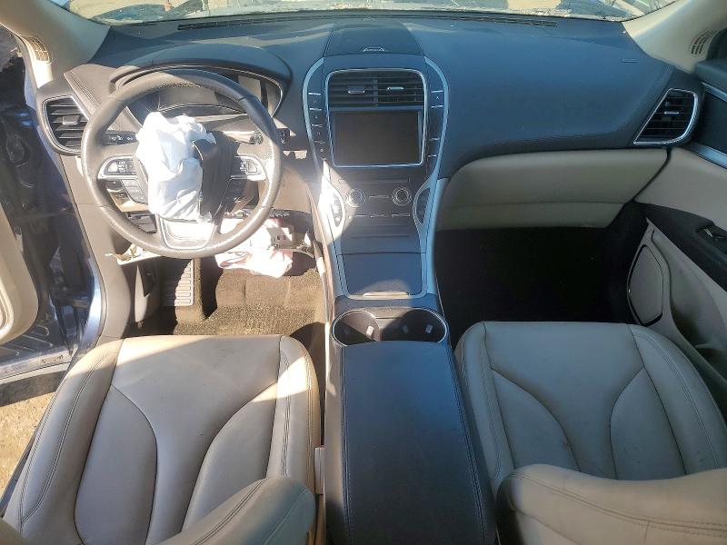 Photo 8 from auction – 2019 LINCOLN NAUTILUS with VIN 2LMPJ6J95KBL36403