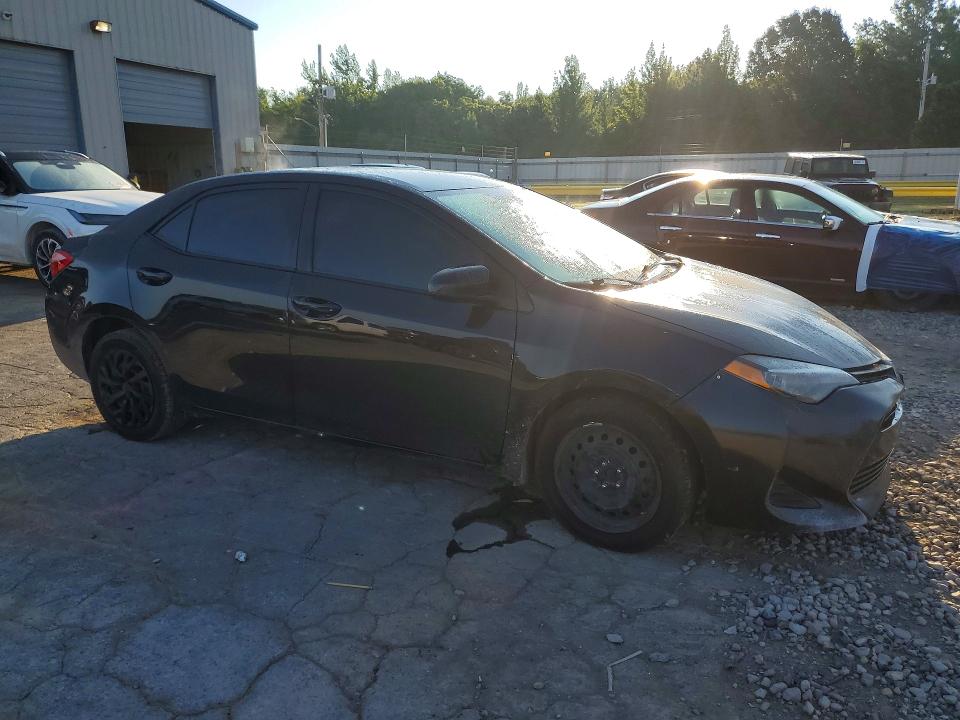 Photo 4 from auction – 2019 TOYOTA COROLLA with VIN 2T1BURHE1KC234559