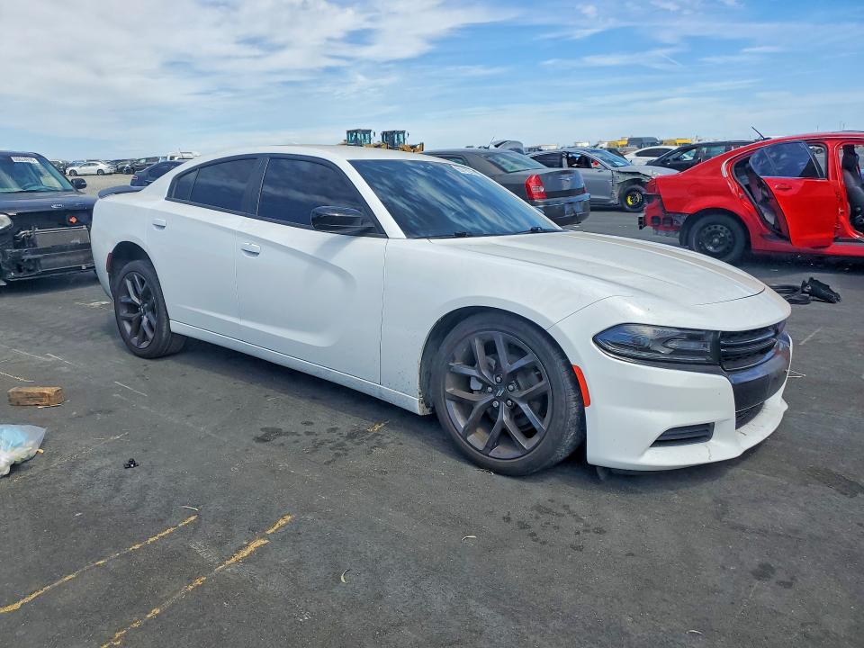 Photo 4 from auction – 2021 DODGE CHARGER with VIN 2C3CDXBG5MH678401