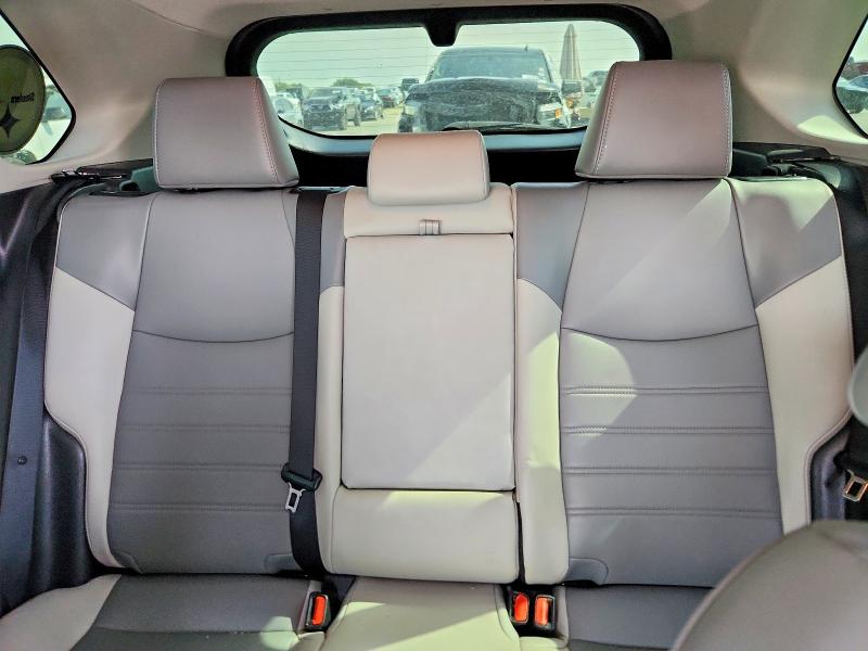 Zdjęcie 10 z aukcji – 2021 TOYOTA RAV4 z VIN 4T3D6RFV8MU049245