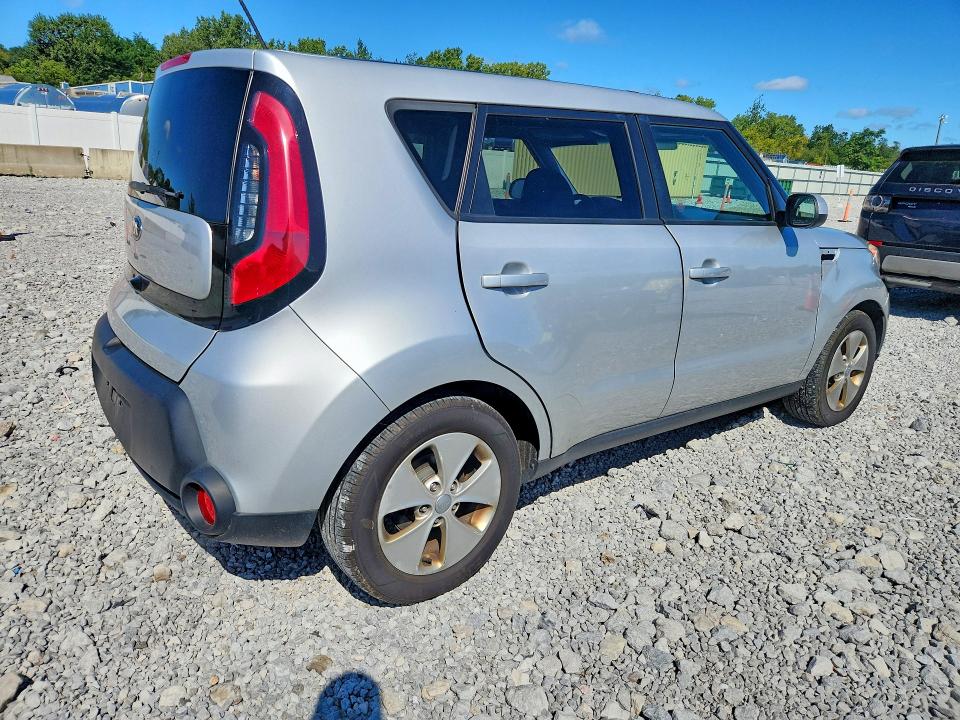 Photo 3 from auction – 2016 KIA SOUL with VIN KNDJN2A23G7827655
