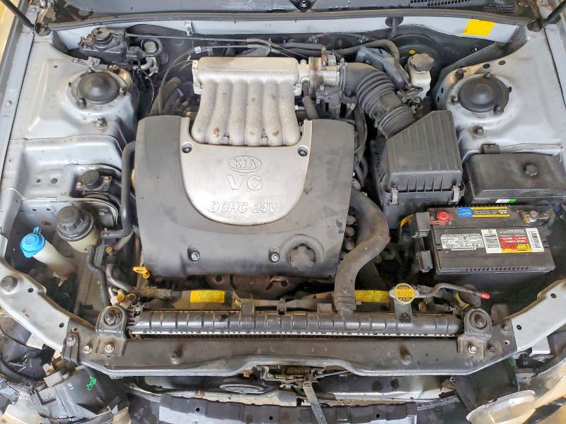 Photo 11 from auction – 2006 KIA OPTIMA with VIN KNAGD128565438825