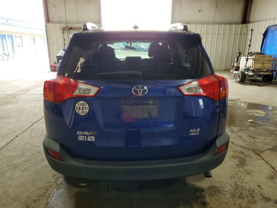 Photo 6 from auction – 2015 TOYOTA RAV4 with VIN 2T3RFREV6FW312911