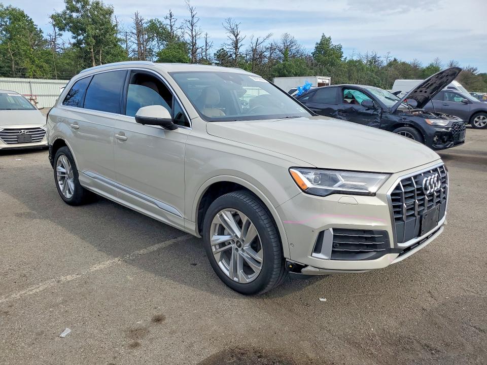 Photo 4 from auction – 2021 AUDI Q7 with VIN WA1LJAF78MD038959