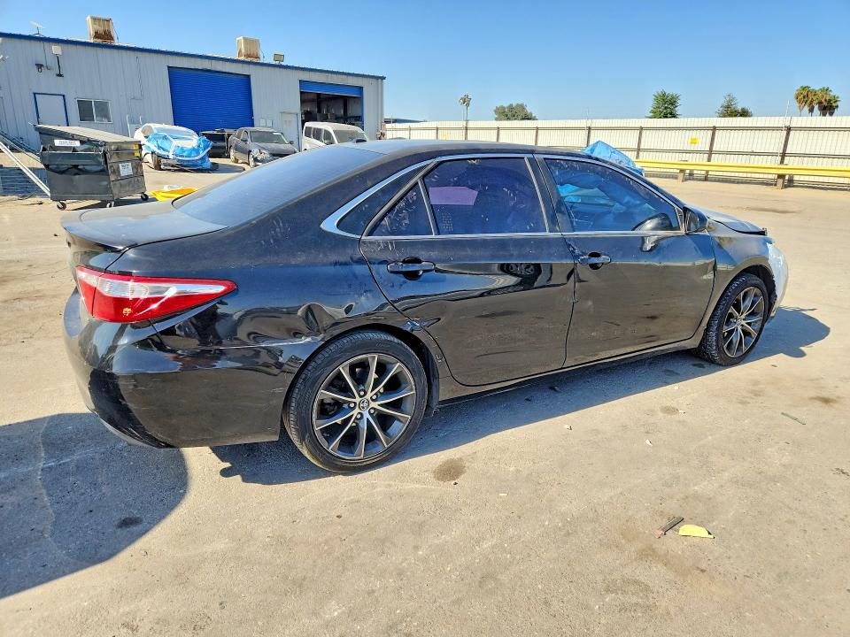 Photo 3 from auction – 2017 TOYOTA CAMRY with VIN 4T1BK1FK3HU581981