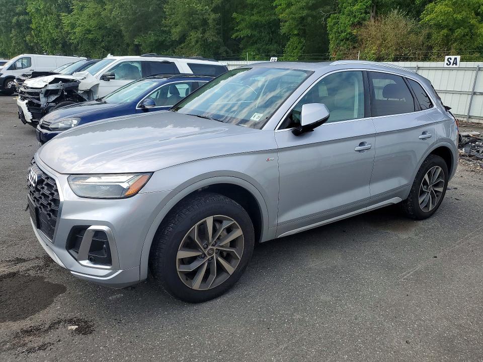 AUDI Q5 2022 with VIN WA1GAAFY6N2059476 - Photo from auction
