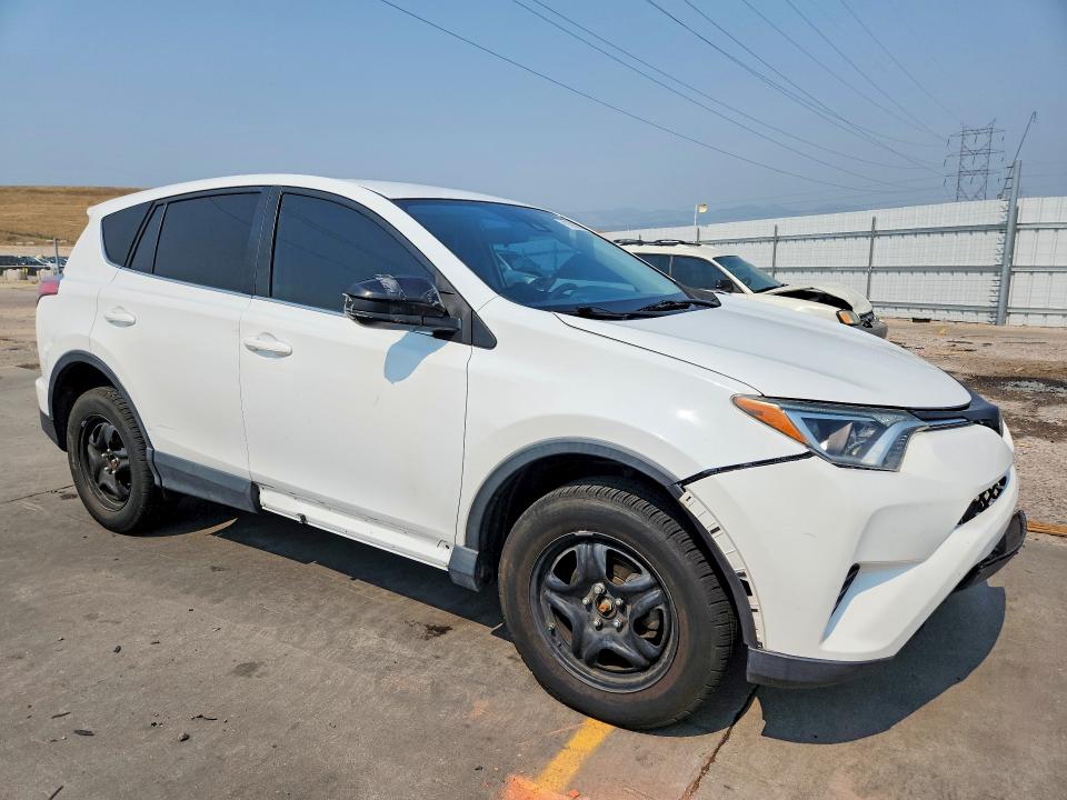 Photo 4 from auction – 2018 TOYOTA RAV4 with VIN 2T3ZFREV3JW445568