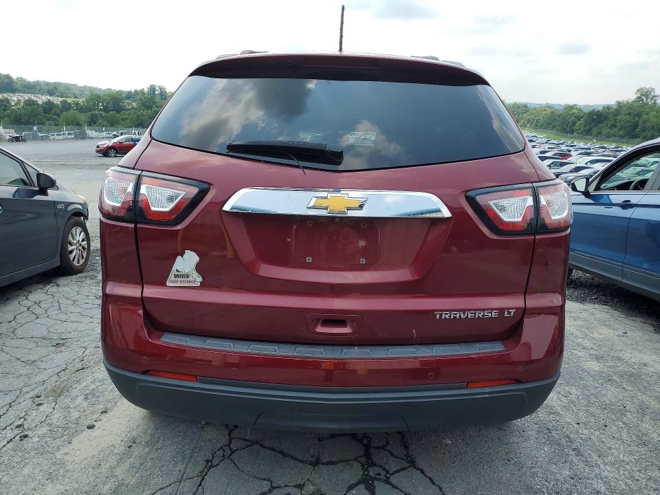 Photo 6 from auction – 2015 CHEVROLET TRAVERSE with VIN 1GNKRGKD0FJ194935