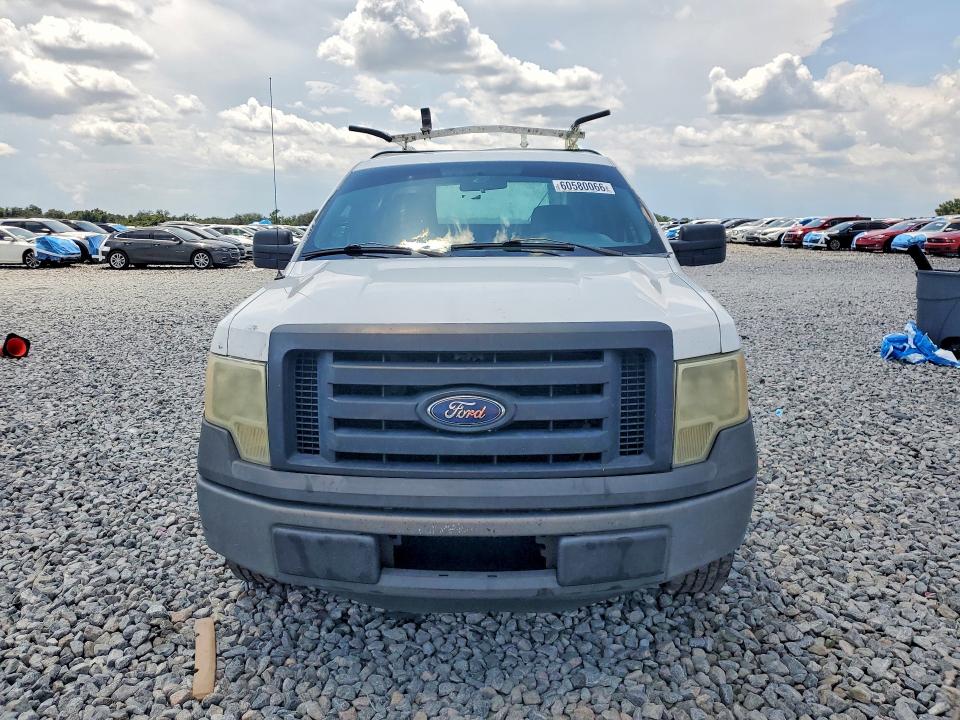 Foto 5 de la subasta – 2011 FORD F150 con VIN 1FTMF1CM3BKD53215