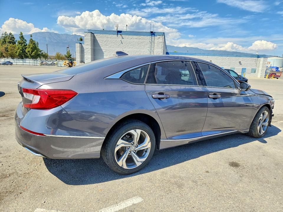 Снимка 3 от търг – 2019 HONDA ACCORD с VIN 1HGCV1F49KA009793