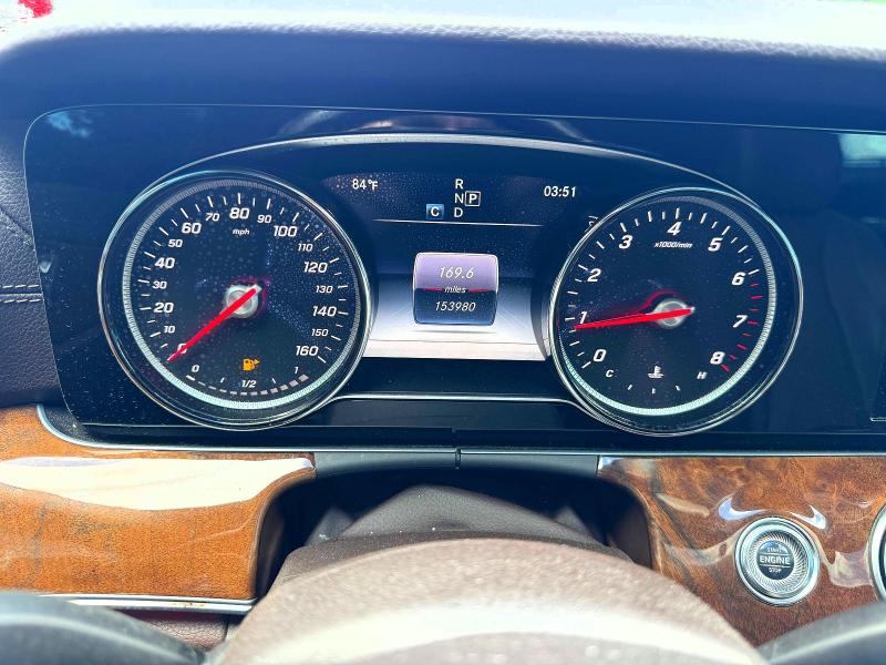 Photo 8 from auction – 2018 MERCEDES-BENZ E with VIN WDDZF4KB2JA357757