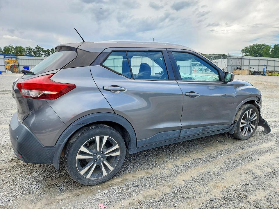 Photo 3 from auction – 2020 NISSAN KICKS with VIN 3N1CP5CV7LL567944