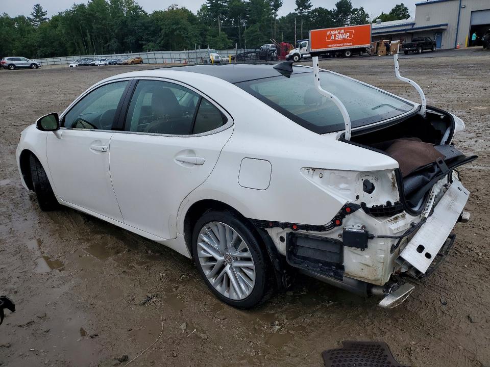Photo 2 from auction – 2017 LEXUS ES with VIN 58ABK1GG2HU043310