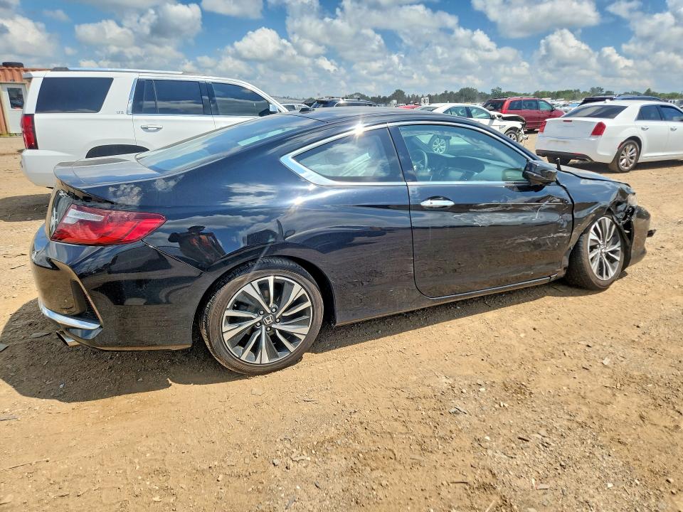Photo 3 from auction – 2017 HONDA ACCORD with VIN 1HGCT1A74HA009328