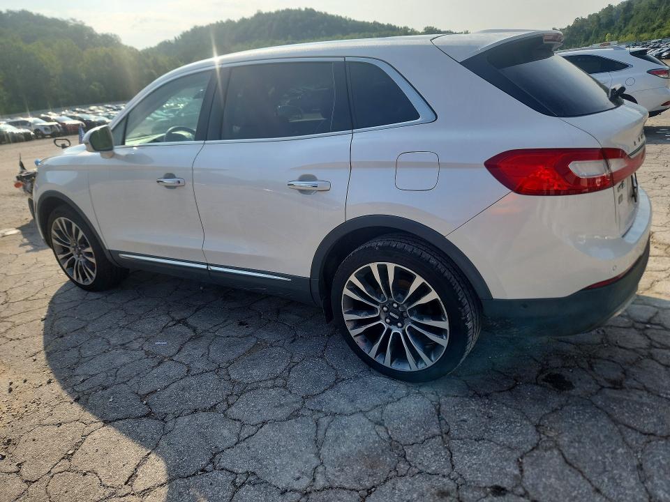 Photo 2 from auction – 2016 LINCOLN MKX with VIN 2LMTJ8LR1GBL38258