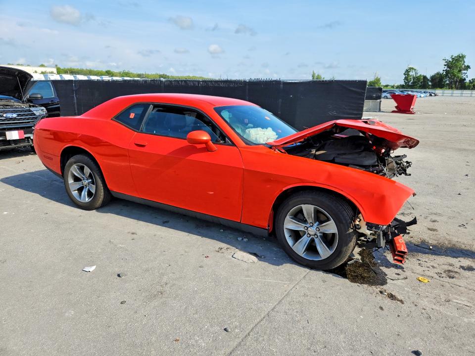 Photo 4 from auction – 2016 DODGE CHALLENGER with VIN 2C3CDZAG4GH297009