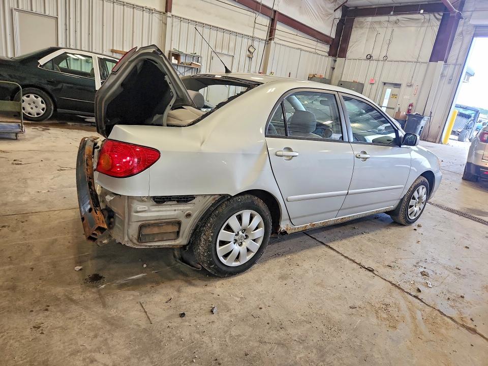Photo 3 from auction – 2004 TOYOTA COROLLA with VIN 1NXBR32E44Z274210
