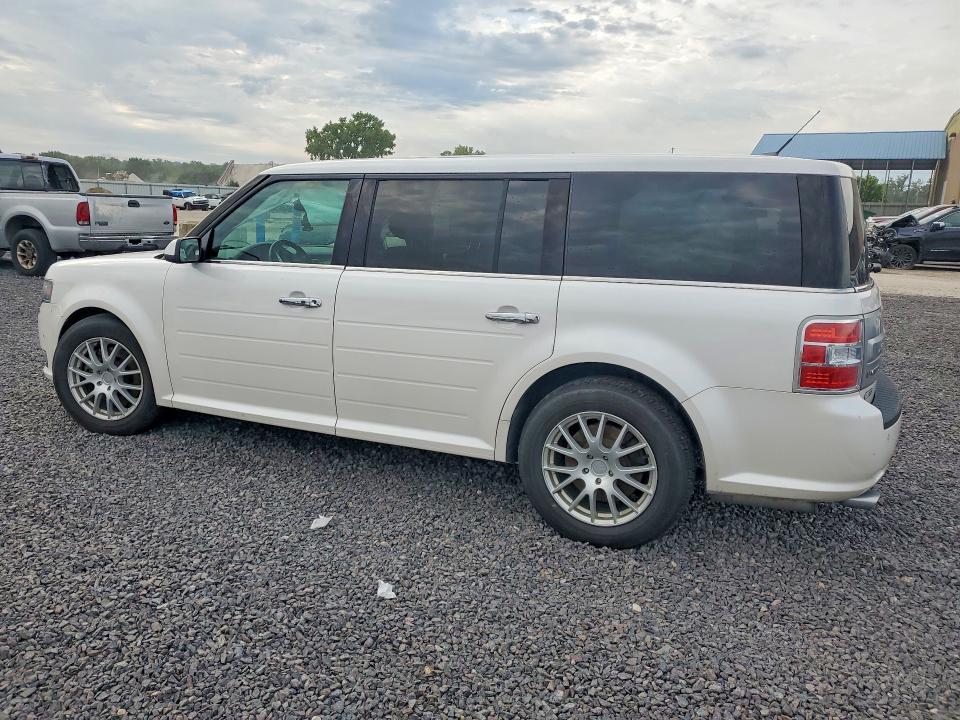 Photo 2 from auction – 2016 FORD FLEX with VIN 2FMHK6D80GBA04134