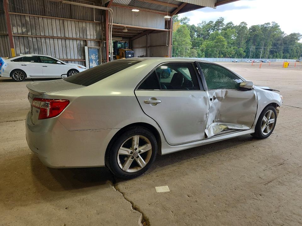 Photo 3 from auction – 2012 TOYOTA CAMRY with VIN 4T1BF1FK3CU609100
