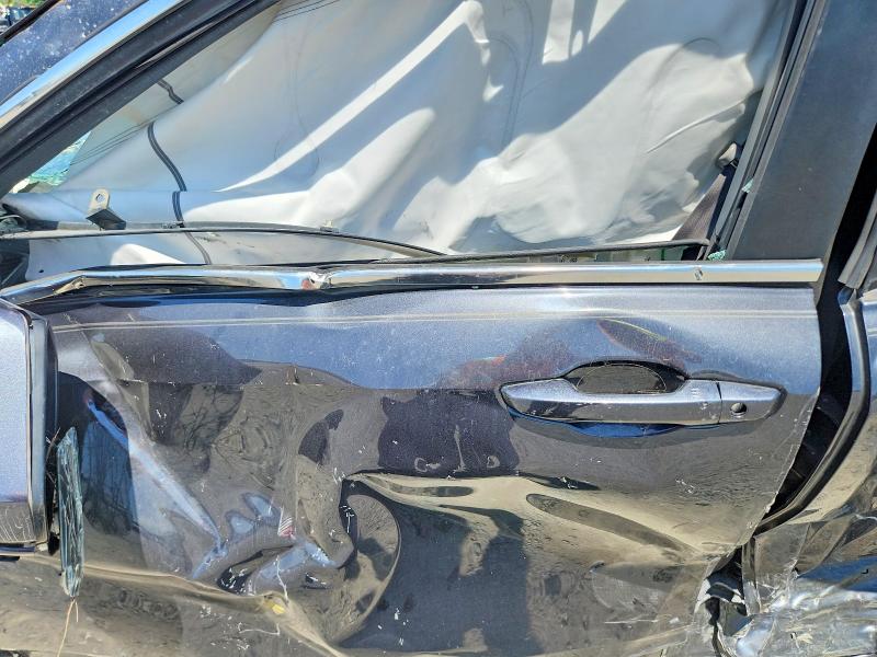 Снимка 7 от търг – 2019 HONDA CR-V с VIN 2HKRW1H98KH502629
