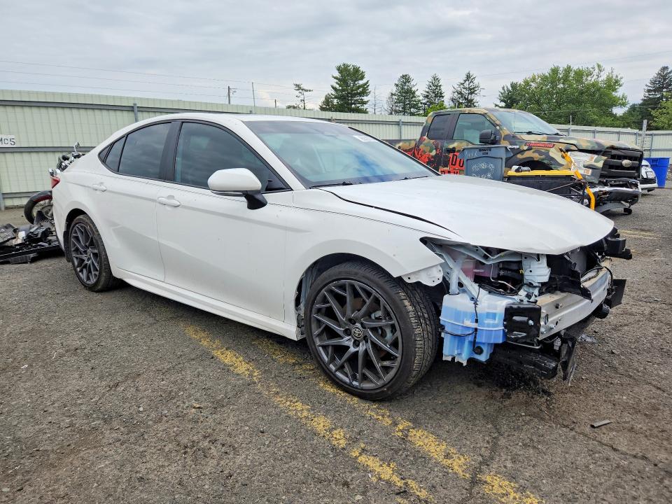 Photo 4 from auction – 2025 TOYOTA CAMRY with VIN 4T1DAACK7SU083192