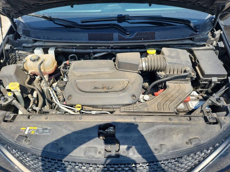 Photo 12 from auction – 2023 CHRYSLER VOYAGER with VIN 2C4RC1CG6PR567259